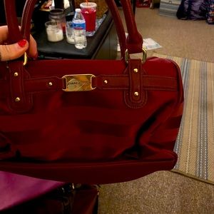 Tommy Hillfigger womens wine handbag